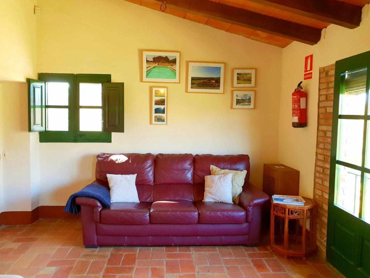 Masia Para Grupos Con Piscina Privada28 Pax Cabanelles Exterior photo