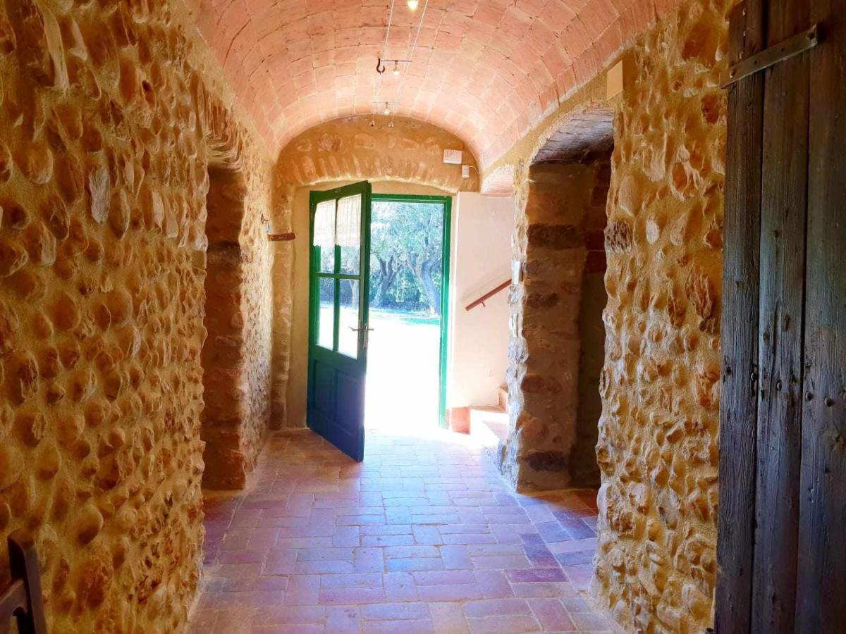 Masia Para Grupos Con Piscina Privada28 Pax Cabanelles Exterior photo