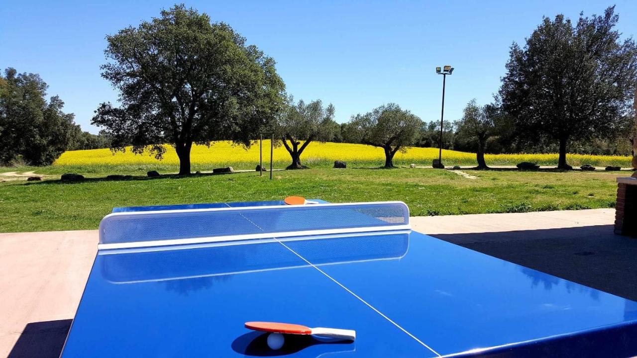 Masia Para Grupos Con Piscina Privada28 Pax Cabanelles Exterior photo